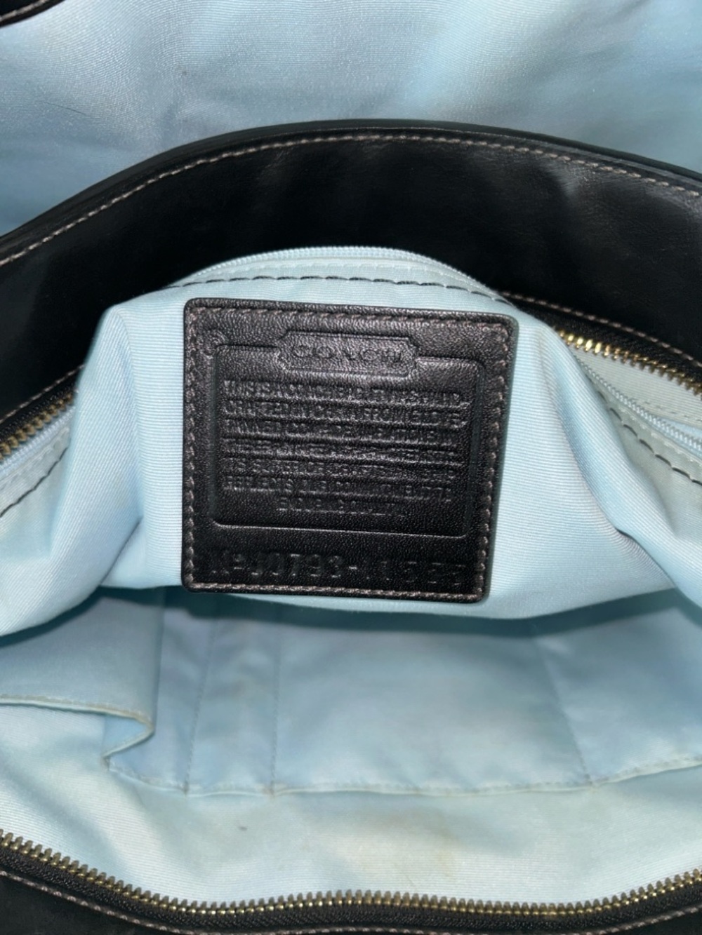 1980 vintage Coach Madeline Black Shoulder Handbag With Turn lock 11554 - Picture 8 of 8